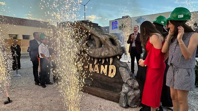 Rex Land Laguna | Colocan primera piedra